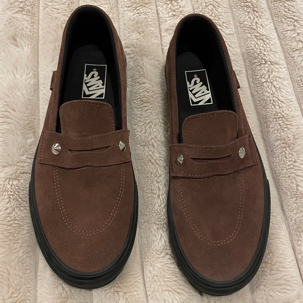 Vans Style 53 - Like new. Worn once.